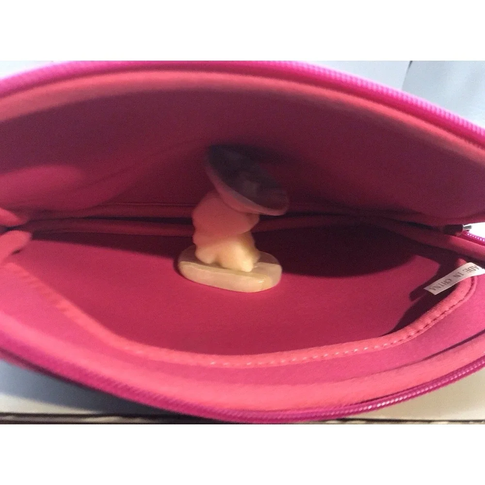 Universal‎ Tablet Case Neoprene Black And Pink 5.5